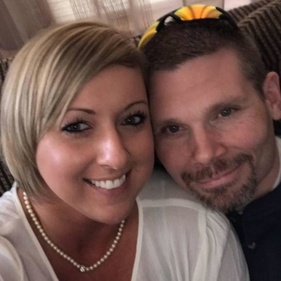 Meet your Posher, Robin - Picture 1 of 1